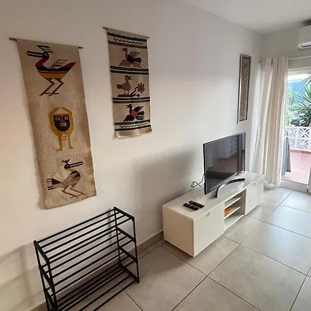 בית נופש Casa Perro Andaluz פואנגירולה